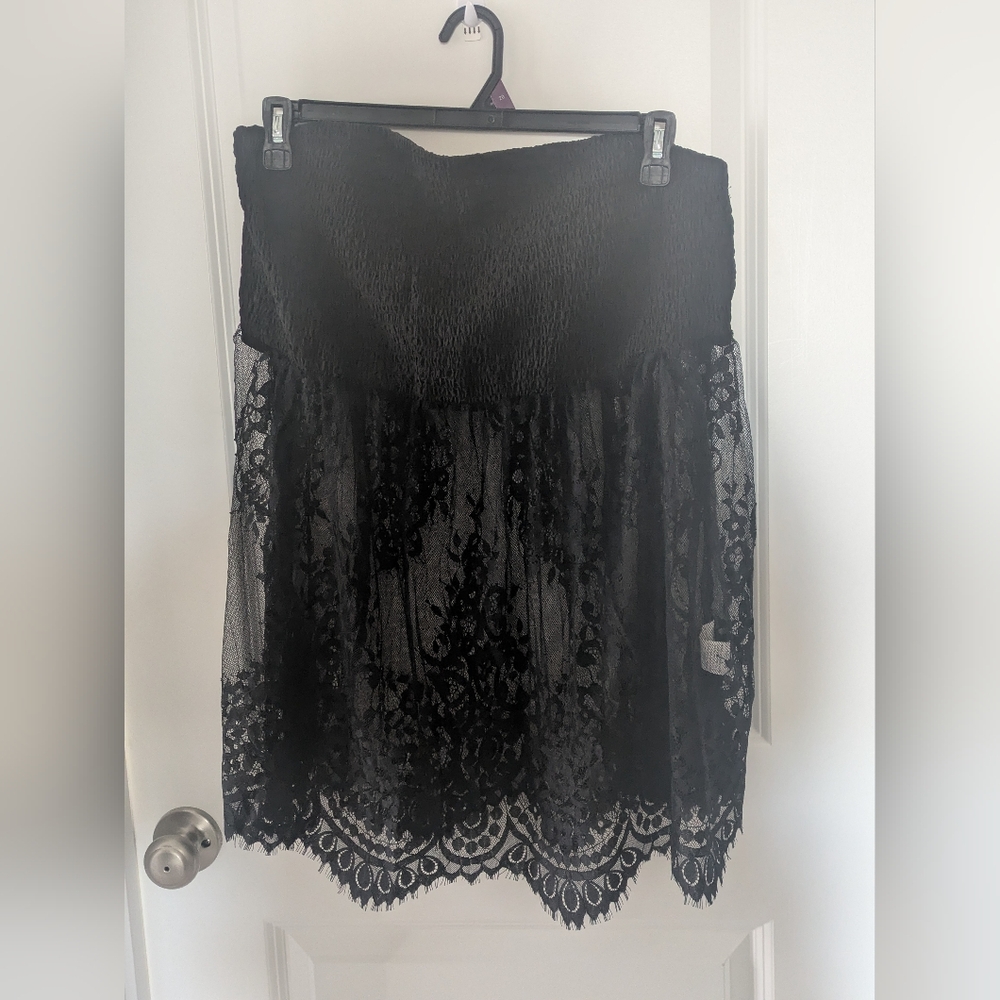 SHEIN Essence Black Lace Bandeau Top